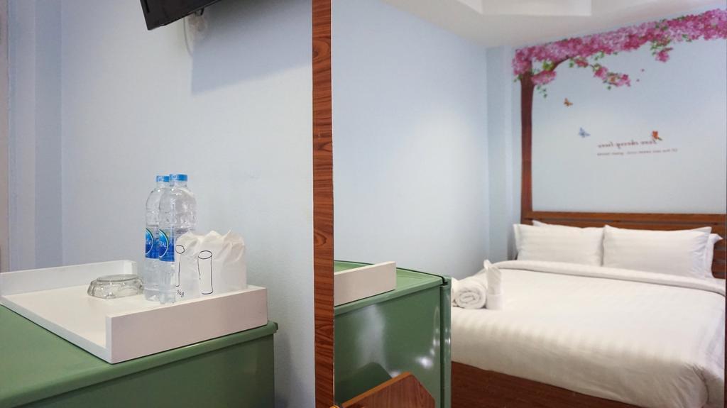 Naka Dream Hotel HHQ Kamer foto